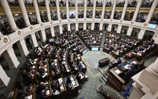 Bỉ kết thúc 8 tháng không có chính phủ