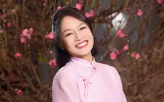 Diễn viên Tú Oanh: 'Người nghệ sĩ như con thiêu thân'