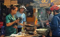 Chợ truyền thống nhộn nhịp ngày vía Thần Tài
