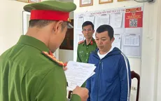 Khởi tố đối tượng dùng cồn y tế pha chế rượu khiến hai người nước ngoài tử vong