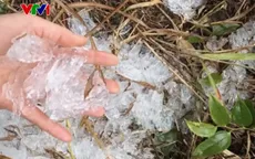Băng xuất hiện ở Mẫu Sơn