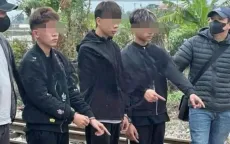 Hà Nội: Bắt giữ ba thanh niên chặn đường, cướp tài sản của cô gái trong đêm