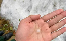 Điện Biên xuất hiện mưa đá dày sau nhiều tháng không mưa