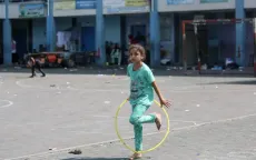 Học sinh Gaza trở lại trường học sau 16 tháng xung đột