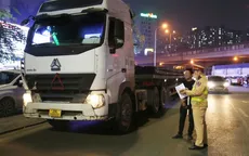 Xuyên đêm xử lý xe tải sử dụng đèn, còi sai quy định, gây mất trật tự ban đêm