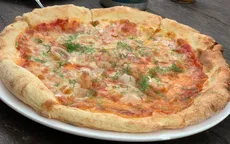 Tự làm đế Pizza mỏng giòn tại nhà: Đơn giản và thơn ngon