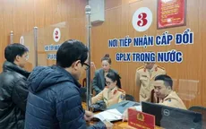 Cấp giấy hẹn để người dân tham gia giao thông khi chưa in được giấy phép lái xe