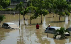 Lũ lụt nghiêm trọng tại Jakarta (Indonesia), nhiều người phải sơ tán