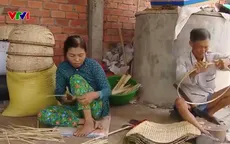 Nỗ lực giữ nghề đan lát ở Bến Tre