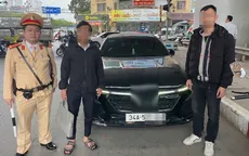 CSGT phát hiện, bàn giao ô tô là tang vật vụ án cho cơ quan điều tra