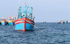 Tàu cá bị phá nước, 20 lao động được cứu vớt an toàn, 2 người mất tích
