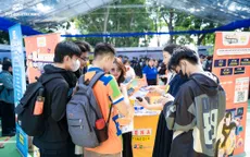 Sinh viên FPT Polytechnic “săn việc” từ Cần Thơ đến TP.Hồ Chí Minh tại JobFair 2025