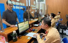 Hà Nội lập mã QR giải đáp thắc mắc về cấp đổi giấy phép lái xe