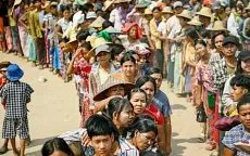 Myanmar: Số người chết vì động đất vượt 3.300, những cánh tay cầu cứu