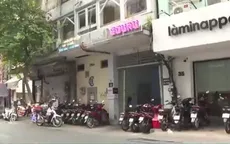 Lòng, lề đường thành bãi giữ xe ở trung tâm TP Hồ Chí Minh