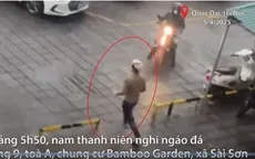 Tạm giữ hình sự đối tượng “ngáo đá” cầm dao đâm 1 cô gái tử vong, 7 người bị thương