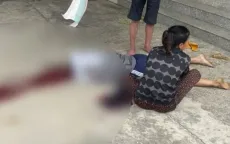 Lên mái nhà sửa điện, người đàn ông bị điện giật, té ngã tử vong