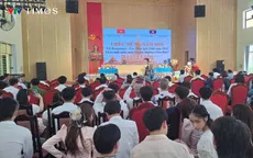 Sinh viên Lào đón Tết cổ truyền Bunpimay 2025 tại Hoà Bình