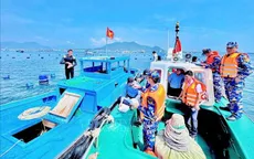 Vùng 4 Hải quân tăng cường tuần tra, kiểm soát vùng nước cấm Căn cứ quân sự Cam Ranh
