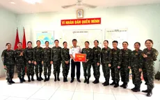 Bộ Tư lệnh Hải quân động viên các nữ quân nhân luyện tập diễu binh