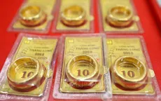 Giá vàng trở lại mốc 121 triệu đồng/lượng