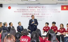 Thủ tướng Nhật Bản Shigeru Ishiba giao lưu với sinh viên Đại học Việt - Nhật