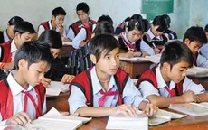 Quy định mới về phát hành sách giáo khoa dạy học tiếng dân tộc thiểu số