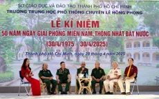 Những người lính xe tăng 390 huyền thoại giao lưu cùng học sinh TP Hồ Chí Minh