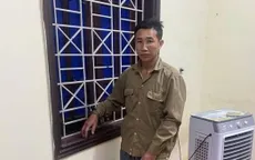 Bắt khẩn cấp phụ huynh xông vào lớp học túm tóc, hành hung cô giáo