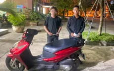 Hai thanh niên rủ nhau cướp giật dây chuyền vàng của nhiều phụ nữ đi đường
