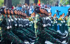 VIDEO: Lễ diễu binh, diễu hành kỷ niệm 50 năm Giải phóng miền Nam, thống nhất đất nước