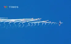Mãn nhãn màn trình diễn của tiêm kích Su-30MK2 chào mừng Đại lễ 30/4