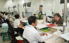 Thủ tướng yêu cầu bãi bỏ 30% điều kiện đầu tư kinh doanh, giảm 30% thời gian giải quyết thủ tục hành chính