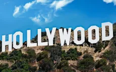 Mỹ đánh thuế 100% đối với phim ngoại để cứu Hollywood