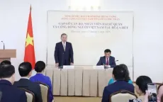 Tổng Bí thư Tô Lâm gặp gỡ cán bộ Đại sứ quán và đại diện cộng đồng người Việt Nam tại Belarus