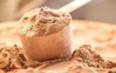 Xử phạt hơn 2,9 tỷ đồng công ty dùng hàng tấn nguyên liệu quá hạn sản xuất bột đạm