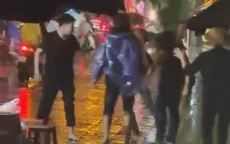 Nam shipper bị hành hung giữa đường ở Hà Nội