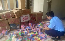 Phát hiện 9.000 sản phẩm kẹo dẻo, nước xịt miệng không rõ nguồn gốc