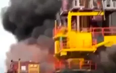 Video: Cháy giàn đầu giếng Sông Đốc ngoài khơi, công nhân đu dây thoát nạn