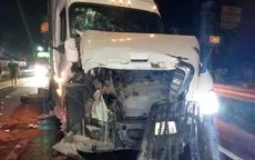 Tai nạn liên hoàn giữa 3 ô tô trên Quốc lộ 5, giao thông ùn tắc