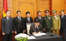 Lãnh đạo Đảng, Nhà nước Lào viếng nguyên Chủ tịch nước Trần Đức Lương