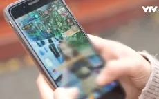 Livestream khoe thân, cô gái bị quay lén tống tiền