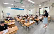 9h hôm nay (6/6), thí sinh Hà Nội làm thủ tục dự thi vào lớp 10