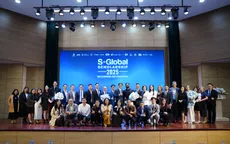 Giao tiếp tiếng Anh thành thạo với sự hỗ trợ học phí từ chương trình S-Global 3 Scholarship