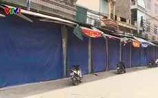 Ẩn mình trên mạng, đóng cửa hàng: Tiểu thương “né” kiểm tra hàng giả, hàng lậu