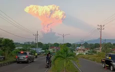 Núi lửa phun trào tạo cột tro bụi cao 10 km, Bali hủy hàng chục chuyến bay