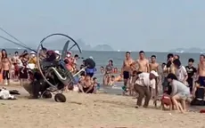 Dù lượn gắn động cơ lao vào du khách trên bãi biển Hạ Long