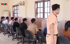 Sắp thi lái xe theo bộ đề sát hạch lý thuyết mới