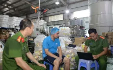 Bắt 3 nghi phạm trong đường dây biến dầu thực vật chăn nuôi thành dầu ăn cho người