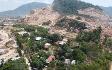 Bà Rịa - Vũng Tàu: Mỏ đá nổ mìn làm nứt nhà, bụi bay vào khu dân cư